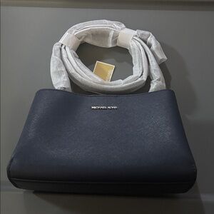 Michael Kors Ruthie Small Saffiano Leather Crossbody Bag NWT